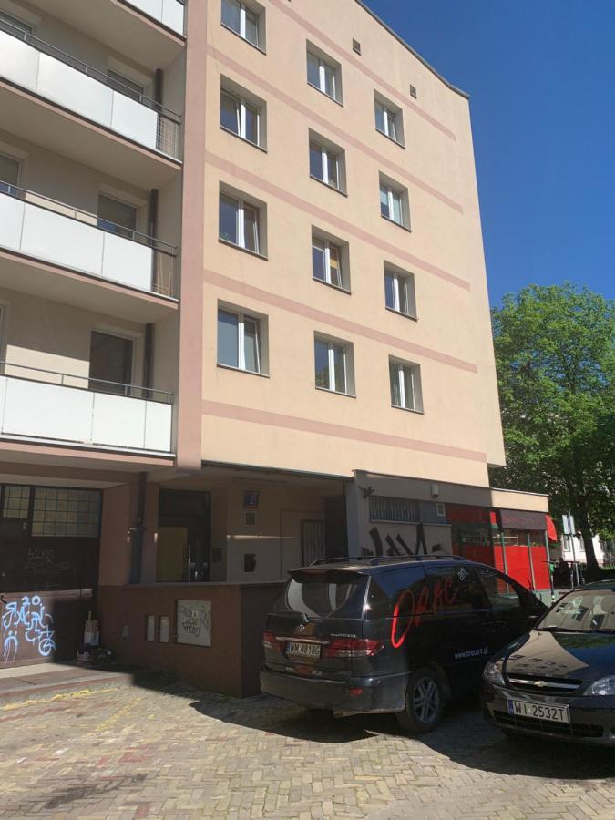 Perfect Location Two Bedrooms With Balkony Butas Warsaw
