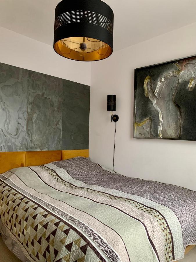 Perfect Location Two Bedrooms With Balkony Butas *