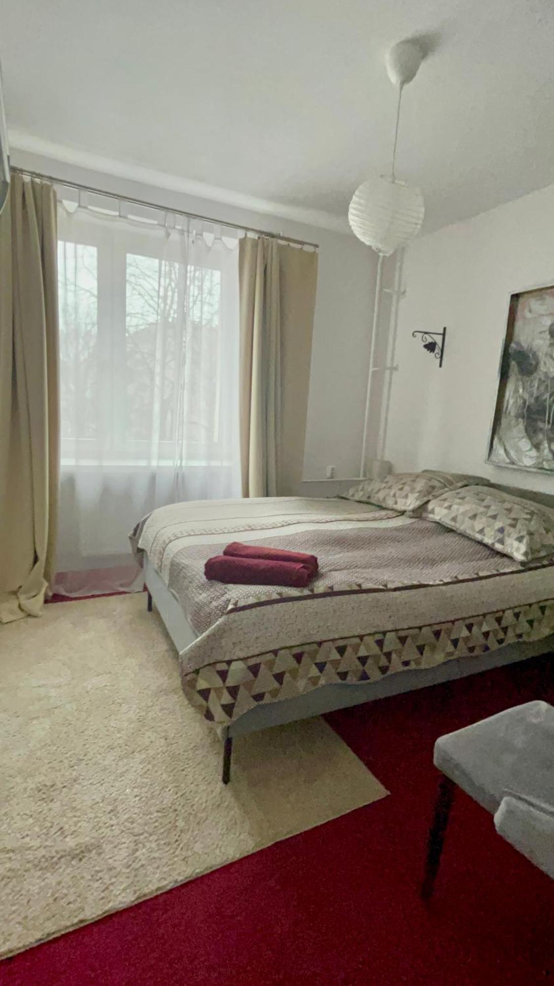 Butas Perfect Location Two Bedrooms With Balkony *